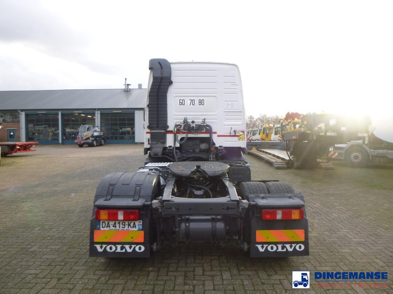Volvo FM 450 4x2 Euro 5 - شاحنة جرار: صور 5 Volvo FM 450 4x2 Euro 5 - شاحنة جرار: صور 5