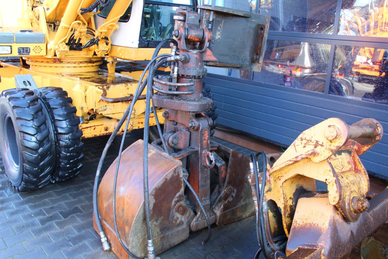 Liebherr diverse Schaufeln und Zubehör Liebherr - بكت حفار: صور 3 Liebherr diverse Schaufeln und Zubehör Liebherr - بكت حفار: صور 3