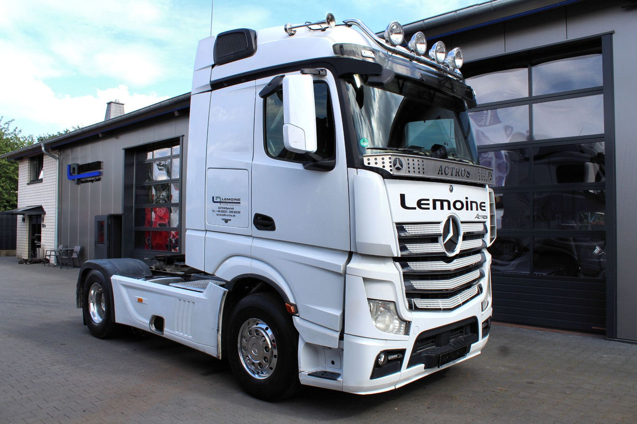 Mercedes-Benz Actros 1853 4x2 LS +Hydraulik + neuer AT-Motor - شاحنة جرار: صور 2 Mercedes-Benz Actros 1853 4x2 LS +Hydraulik + neuer AT-Motor - شاحنة جرار: صور 2