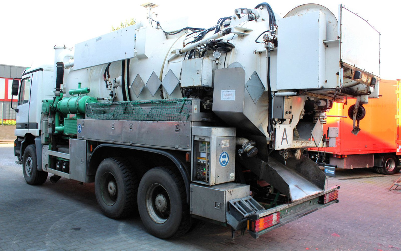 Mercedes-Benz Actros 3335 6x4 Kroll 13m³ HD-Kombi ADR/GGVS V2A - فراغ شاحنة: صور 5 Mercedes-Benz Actros 3335 6x4 Kroll 13m³ HD-Kombi ADR/GGVS V2A - فراغ شاحنة: صور 5