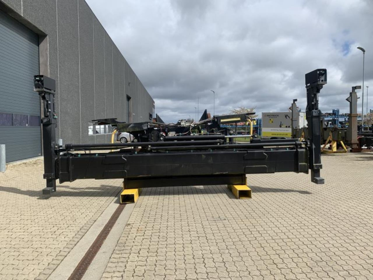 ELME 20"- 40" - ملحقات - معدات المناولة: صور 1 ELME 20"- 40" - ملحقات - معدات المناولة: صور 1