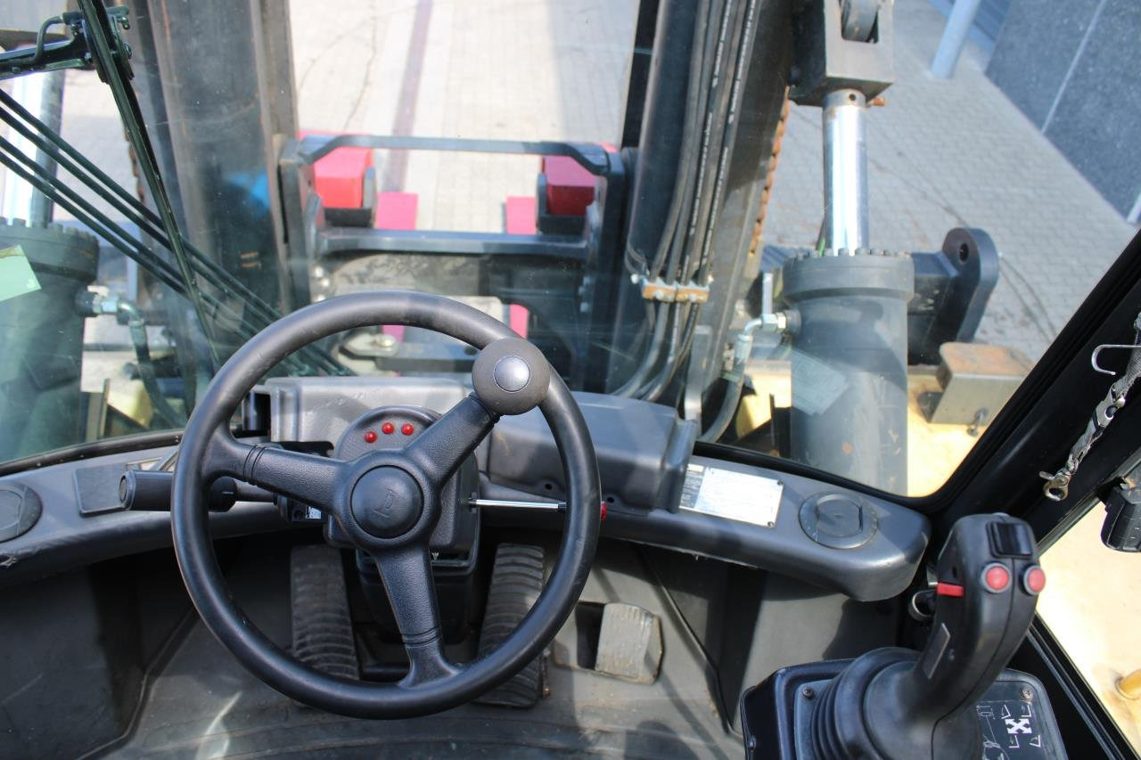 Hyster H28.00XM-16CH - رافعة شوكية ديزل: صور 4 Hyster H28.00XM-16CH - رافعة شوكية ديزل: صور 4