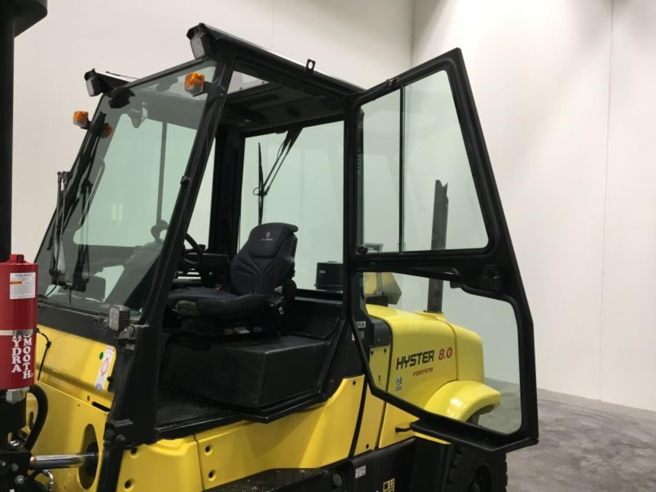 Hyster H8.0FT-6 - رافعة للحاويات: صور 2 Hyster H8.0FT-6 - رافعة للحاويات: صور 2