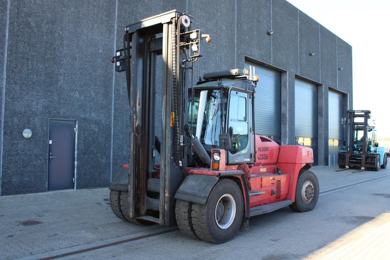 Kalmar DCG160-12 - رافعة شوكية ديزل: صور 2 Kalmar DCG160-12 - رافعة شوكية ديزل: صور 2