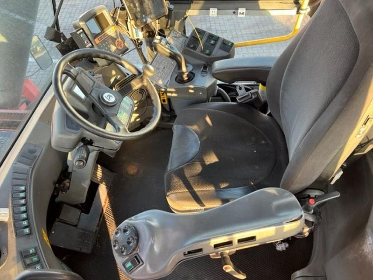 Kalmar DRF450-65S6X - رافعات حاويات: صور 4 Kalmar DRF450-65S6X - رافعات حاويات: صور 4