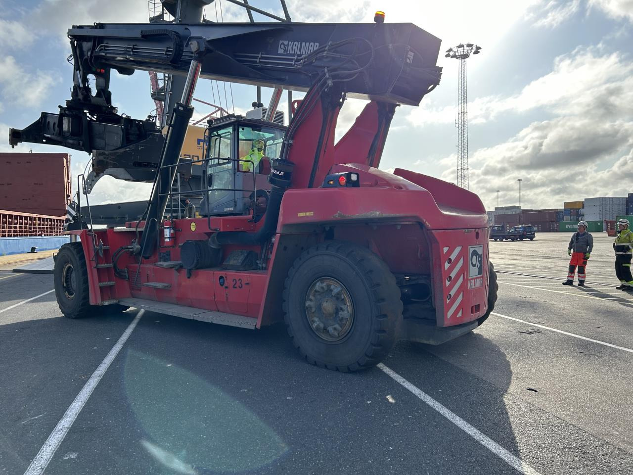 Kalmar DRG450-65S5 - رافعات حاويات: صور 3 Kalmar DRG450-65S5 - رافعات حاويات: صور 3