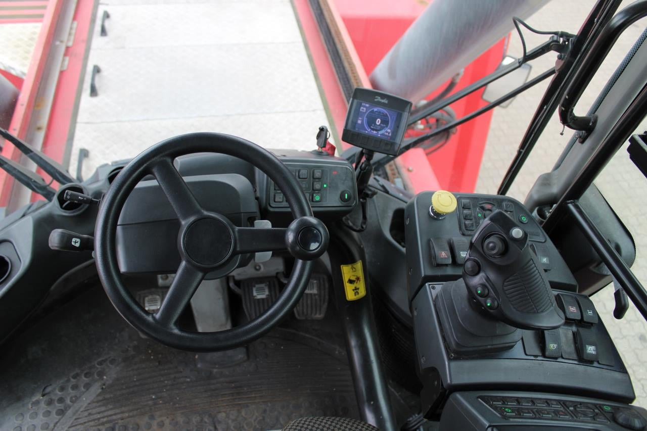 Kalmar DRG450-65S5 - رافعات حاويات: صور 4 Kalmar DRG450-65S5 - رافعات حاويات: صور 4