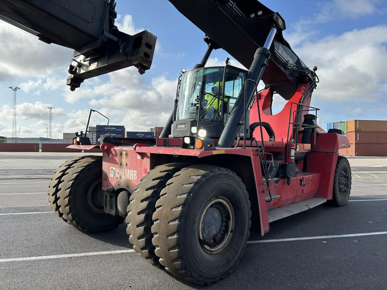 Kalmar DRG450-65S5 - رافعات حاويات: صور 2 Kalmar DRG450-65S5 - رافعات حاويات: صور 2