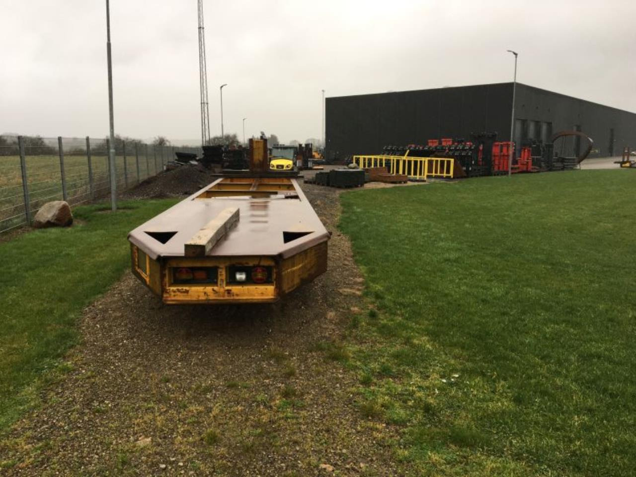 Liftec H40 - مقطورة رول: صور 2 Liftec H40 - مقطورة رول: صور 2