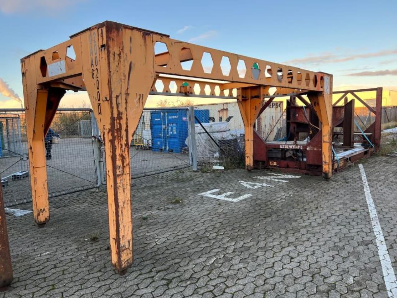 SHT LIFTING FRAME 40" - ملحقات - رافعة للحاويات: صور 1 SHT LIFTING FRAME 40" - ملحقات - رافعة للحاويات: صور 1