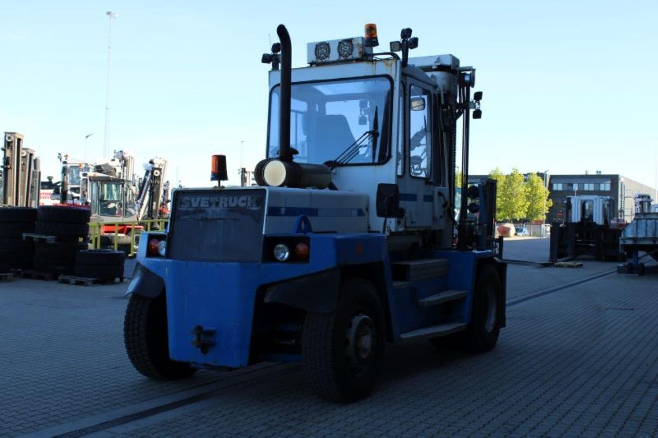 SveTruck 1090-32 - رافعة شوكية ديزل: صور 3 SveTruck 1090-32 - رافعة شوكية ديزل: صور 3