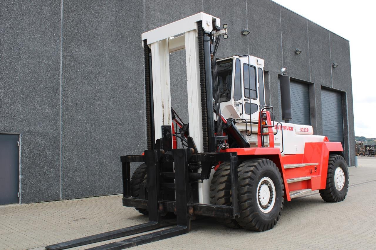 SveTruck 32120-50 - رافعة شوكية ديزل: صور 2 SveTruck 32120-50 - رافعة شوكية ديزل: صور 2