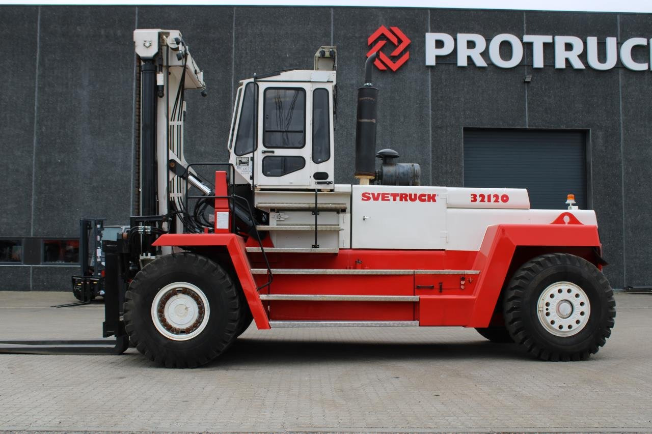 SveTruck 32120-50 - رافعة شوكية ديزل: صور 1 SveTruck 32120-50 - رافعة شوكية ديزل: صور 1