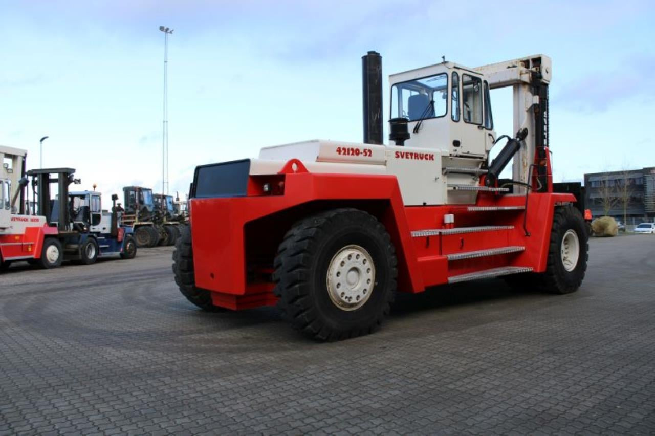 SveTruck 42120-52 - رافعة شوكية ديزل: صور 3 SveTruck 42120-52 - رافعة شوكية ديزل: صور 3