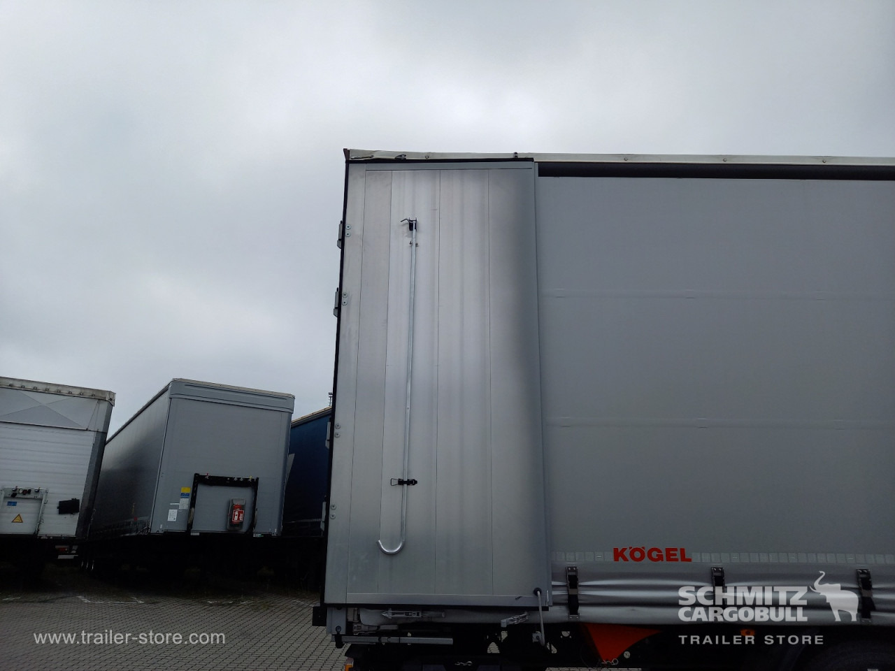 KOEGEL Auflieger Curtainsider Coil - الخيمة نصف مقطورة: صور 4 KOEGEL Auflieger Curtainsider Coil - الخيمة نصف مقطورة: صور 4