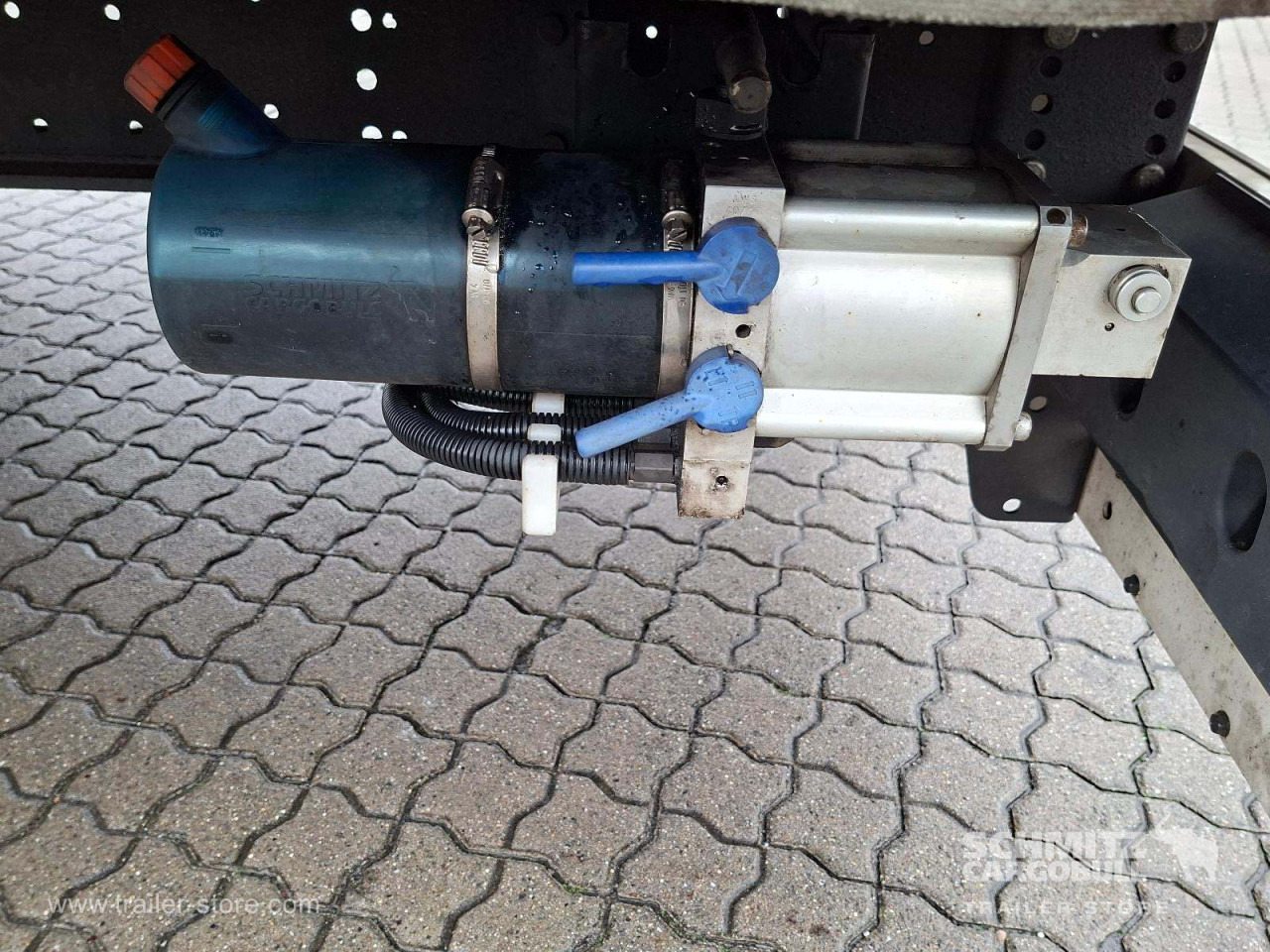 SCHMITZ Auflieger Curtainsider Mega - الخيمة نصف مقطورة: صور 3 SCHMITZ Auflieger Curtainsider Mega - الخيمة نصف مقطورة: صور 3