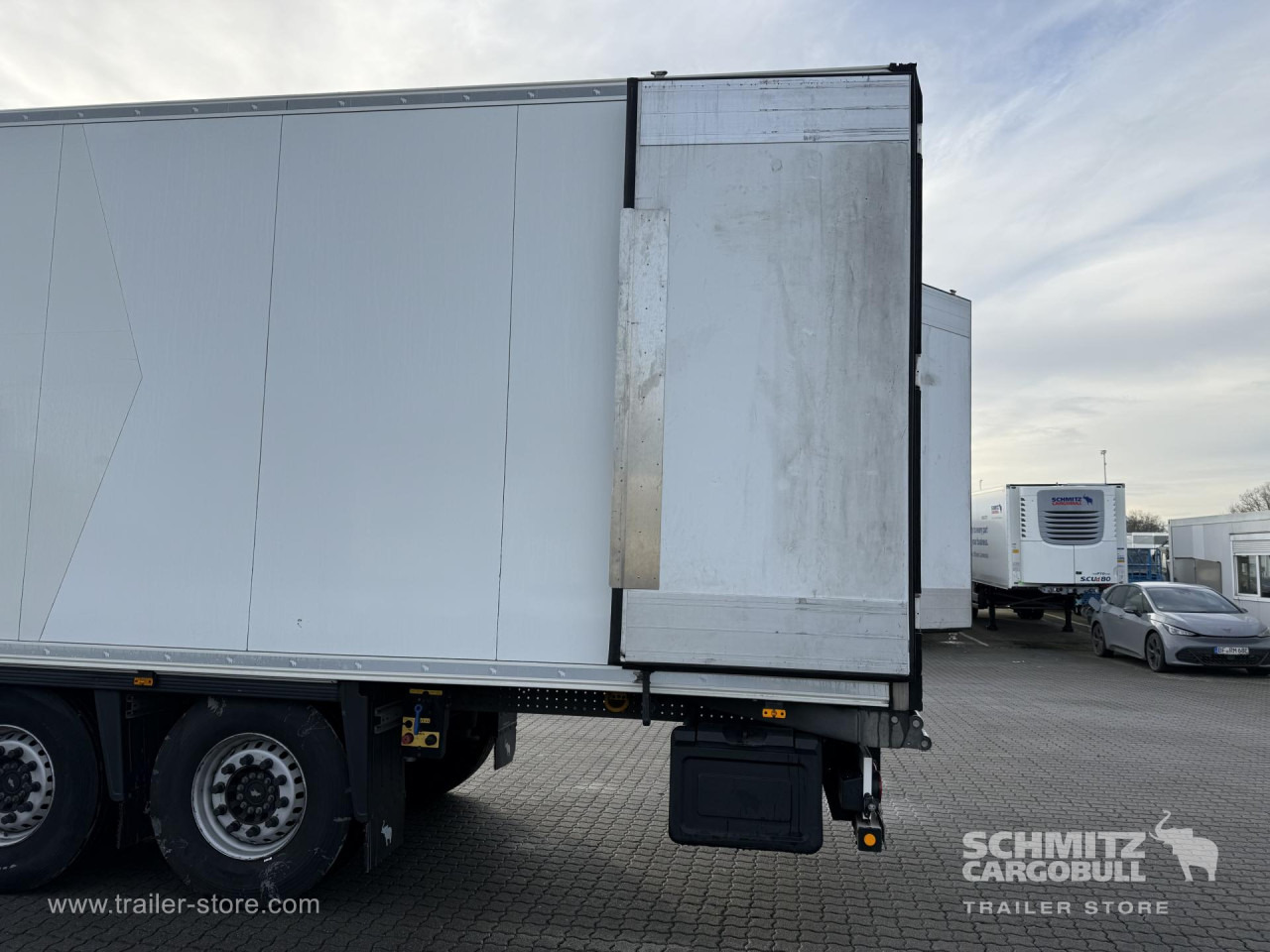 SCHMITZ Auflieger Tiefkühler Multitemp Double deck - متساوي نصف مقطورة: صور 2 SCHMITZ Auflieger Tiefkühler Multitemp Double deck - متساوي نصف مقطورة: صور 2