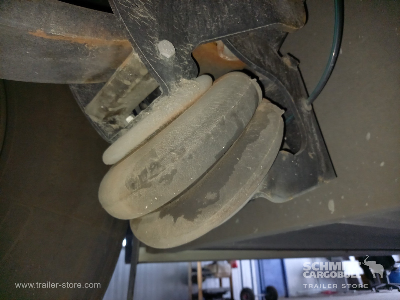 SCHMITZ Auflieger Tiefkühler Standard Double deck - متساوي نصف مقطورة: صور 3 SCHMITZ Auflieger Tiefkühler Standard Double deck - متساوي نصف مقطورة: صور 3