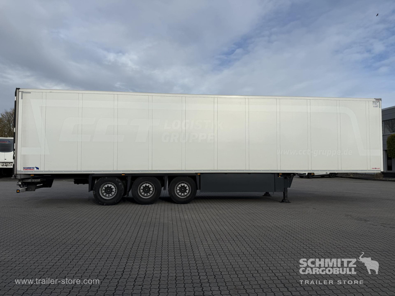 SCHMITZ Auflieger Tiefkühler Standard Double deck - متساوي نصف مقطورة: صور 2 SCHMITZ Auflieger Tiefkühler Standard Double deck - متساوي نصف مقطورة: صور 2