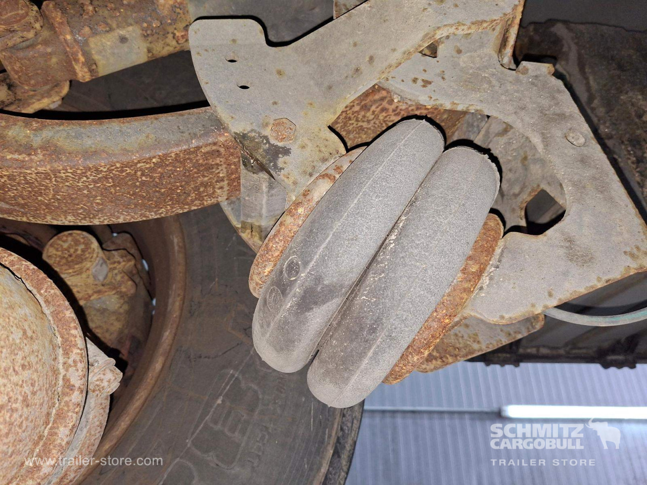 SCHMITZ Auflieger Tiefkühler Standard Double deck - متساوي نصف مقطورة: صور 3 SCHMITZ Auflieger Tiefkühler Standard Double deck - متساوي نصف مقطورة: صور 3