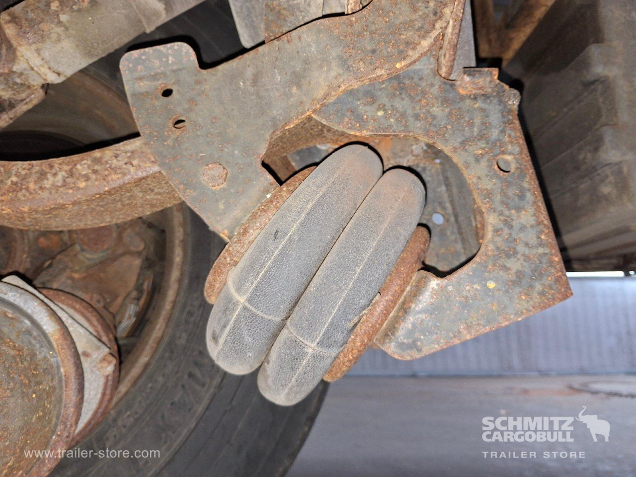 SCHMITZ Auflieger Tiefkühler Standard Double deck - متساوي نصف مقطورة: صور 2 SCHMITZ Auflieger Tiefkühler Standard Double deck - متساوي نصف مقطورة: صور 2