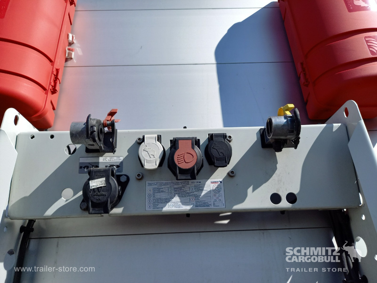 SCHMITZ Auflieger Trockenfrachtkoffer Standard - بصندوق مغلق نصف مقطورة: صور 4 SCHMITZ Auflieger Trockenfrachtkoffer Standard - بصندوق مغلق نصف مقطورة: صور 4