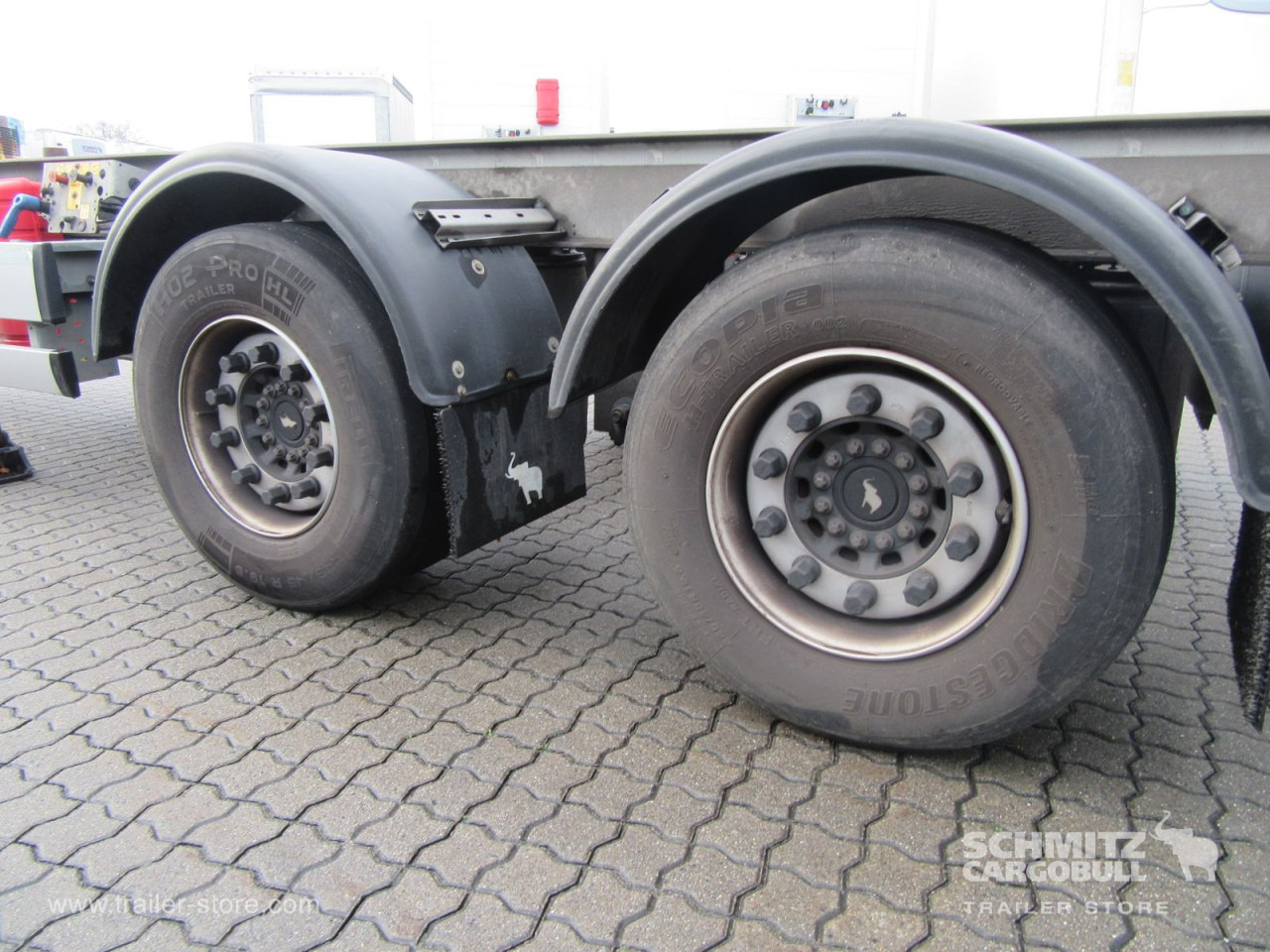 SCHMITZ Zentralachsanhänger Wechselfahrgestell - شاحنات الحاويات / جسم علوي قابل للتغيير مقطورة: صور 3 SCHMITZ Zentralachsanhänger Wechselfahrgestell - شاحنات الحاويات / جسم علوي قابل للتغيير مقطورة: صور 3