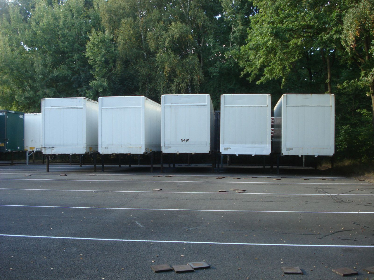 Krone WK 7,7 STG Kleider Textil Lager Jumbo C 7,82 WB - بصندوق مغلق مقطورة: صور 2 Krone WK 7,7 STG Kleider Textil Lager Jumbo C 7,82 WB - بصندوق مغلق مقطورة: صور 2