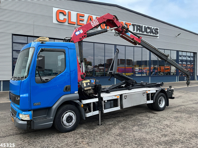 DAF FA 45 LF 180 HMF 7 Tonmeter laadkraan - شاحنة ذات الخطاف, شاحنة كرين: صور 1 DAF FA 45 LF 180 HMF 7 Tonmeter laadkraan - شاحنة ذات الخطاف, شاحنة كرين: صور 1