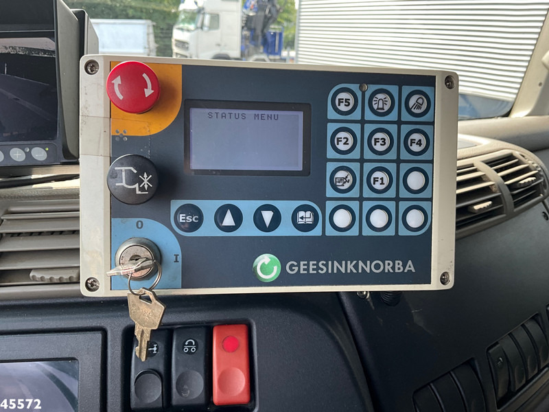 شاحنة القمامة DAF FAG 75 CF 250 Geesink 20m³ Manual Gearbox: صور 14 شاحنة القمامة DAF FAG 75 CF 250 Geesink 20m³ Manual Gearbox: صور 14