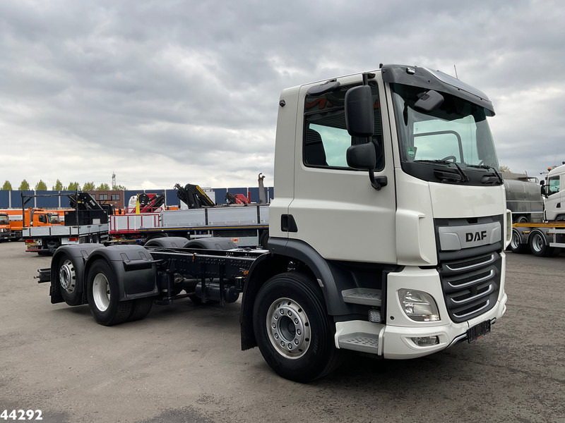 DAF FAN CF 450 Euro 6 Chassis Cabine - الشاسيه شاحنة: صور 5 DAF FAN CF 450 Euro 6 Chassis Cabine - الشاسيه شاحنة: صور 5
