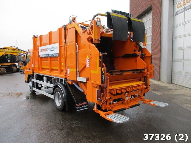 FUSO Canter 9C18 - شاحنة القمامة: صور 2 FUSO Canter 9C18 - شاحنة القمامة: صور 2