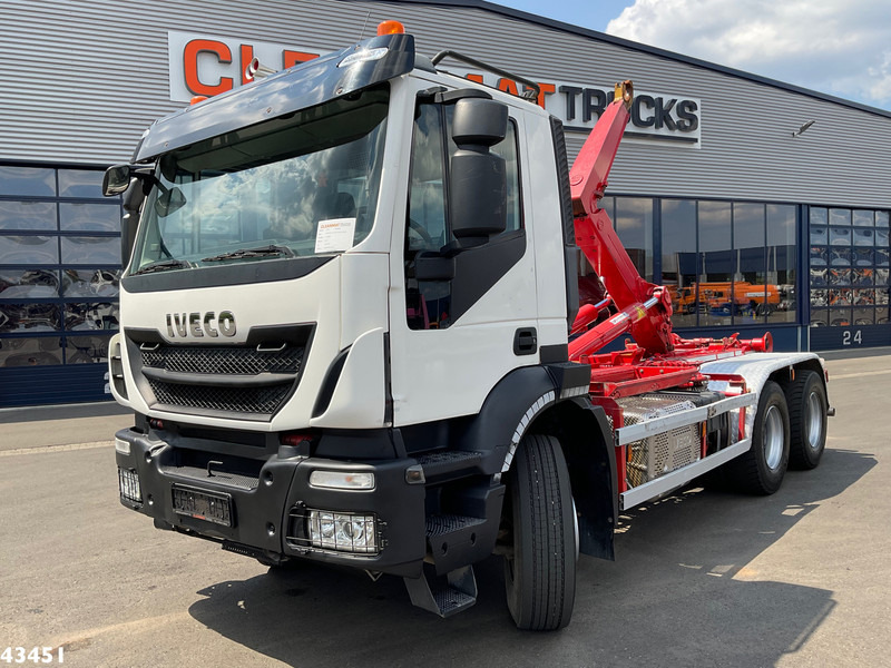 Iveco AD260T 6x4 Euro 6 AJK 20 haakarmsysteem - شاحنة ذات الخطاف: صور 1 Iveco AD260T 6x4 Euro 6 AJK 20 haakarmsysteem - شاحنة ذات الخطاف: صور 1