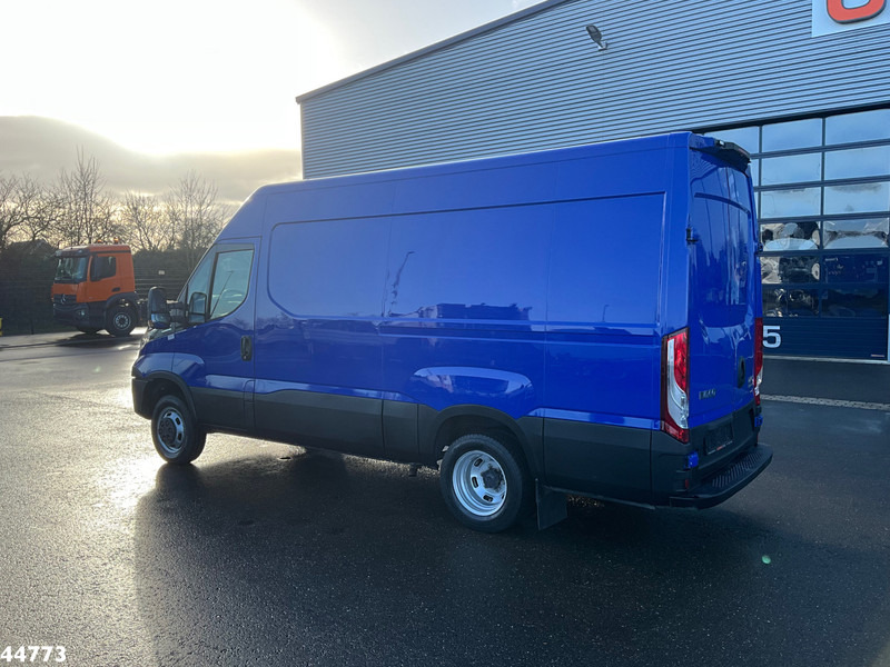 Iveco Daily 35C18 RIONED hogedrukwater installatie - فراغ شاحنة: صور 3 Iveco Daily 35C18 RIONED hogedrukwater installatie - فراغ شاحنة: صور 3