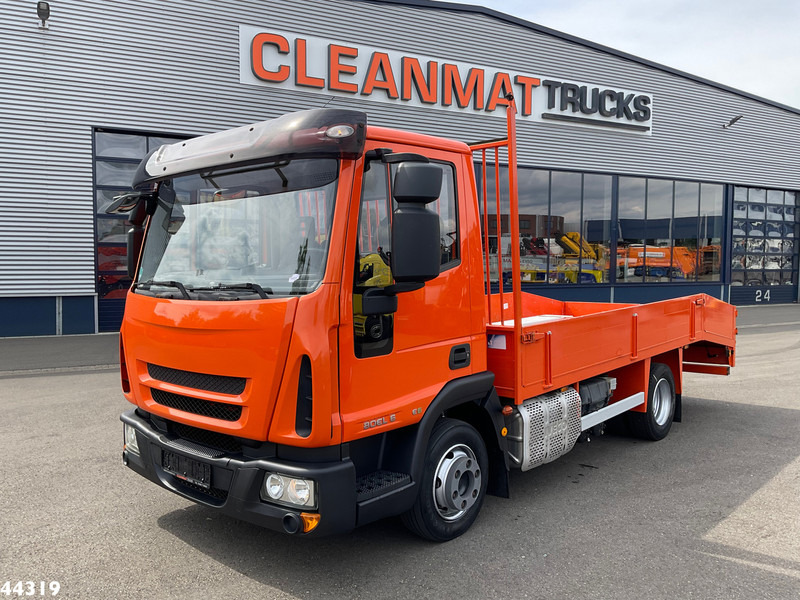 Iveco Eurocargo 80EL16 Euro 6 Autotransporter met oprijrampen Just 133.305 km! - شاحنة نقل سيارات شاحنة: صور 2 Iveco Eurocargo 80EL16 Euro 6 Autotransporter met oprijrampen Just 133.305 km! - شاحنة نقل سيارات شاحنة: صور 2