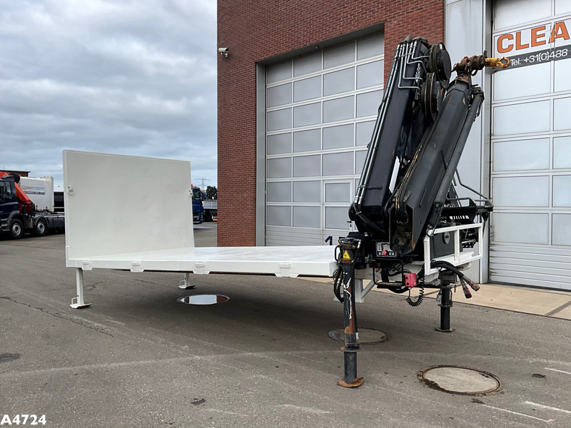 Laadplateau met Hiab 14 Tonmeter laadkraan - حاوية هوك لفت: صور 2 Laadplateau met Hiab 14 Tonmeter laadkraan - حاوية هوك لفت: صور 2