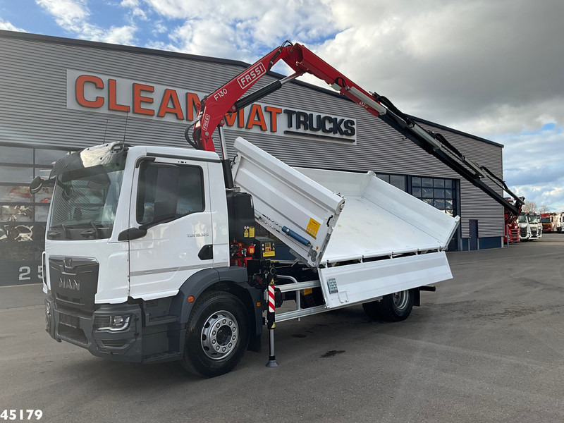 MAN TGM 18.320 Euro 6 Fassi 13 Tonmeter laadkraan NEW AND UNUSED! - قلابات, شاحنة كرين: صور 4 MAN TGM 18.320 Euro 6 Fassi 13 Tonmeter laadkraan NEW AND UNUSED! - قلابات, شاحنة كرين: صور 4