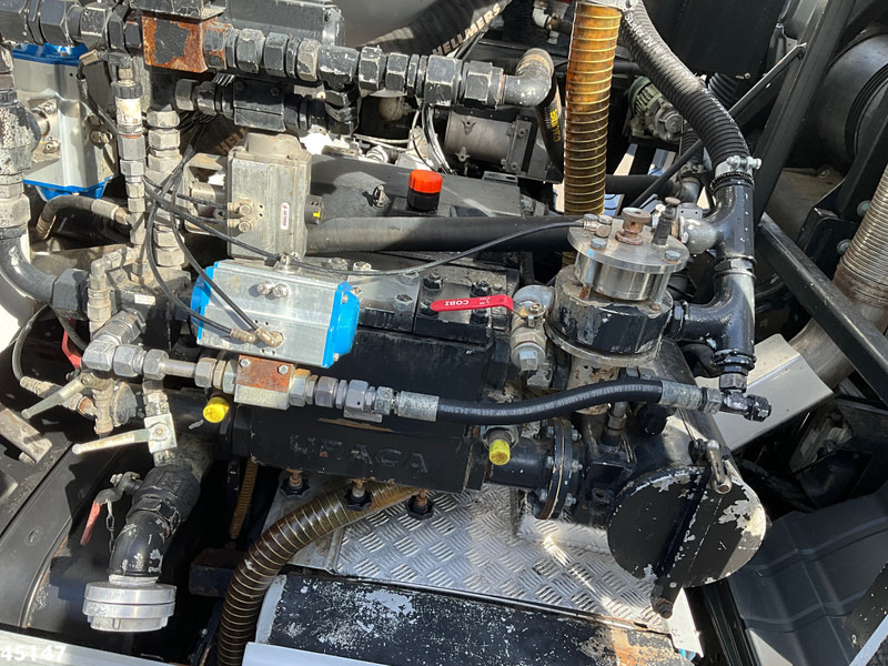 فراغ شاحنة MAN TGS 26.440 Euro 6 Kroll 11m³ Riool Combi: صور 11