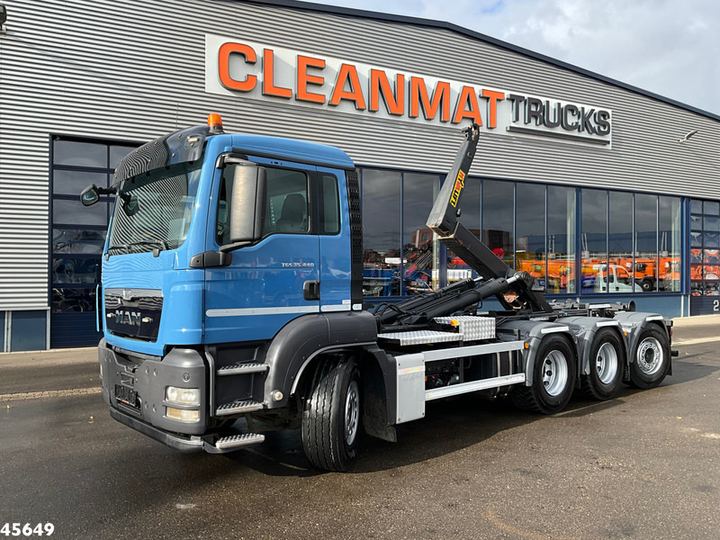 MAN TGS 35.440 8x4 Hyvalift 26 Ton haakarmsysteem - شاحنة ذات الخطاف: صور 1 MAN TGS 35.440 8x4 Hyvalift 26 Ton haakarmsysteem - شاحنة ذات الخطاف: صور 1