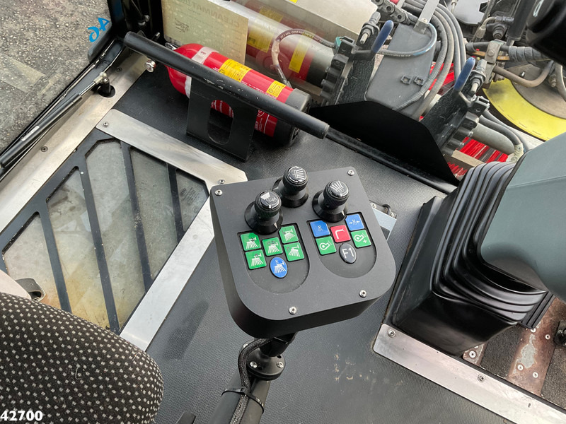 سياره كنس شوارع Mathieu MC 210 Azura Flex Euro 6 Stage 5 with 3-rd brush: صور 17