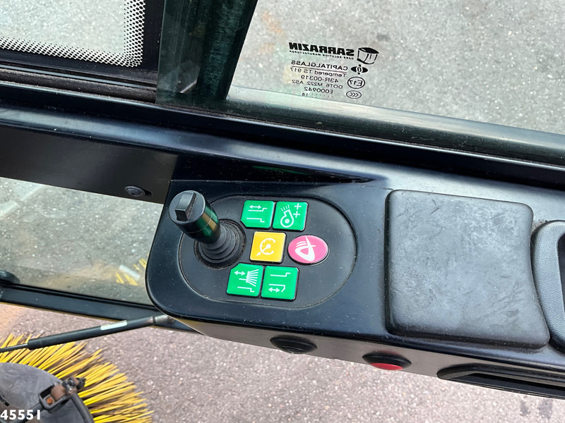 سياره كنس شوارع Mathieu MC 210 Azura Flex Euro 6: صور 14 سياره كنس شوارع Mathieu MC 210 Azura Flex Euro 6: صور 14