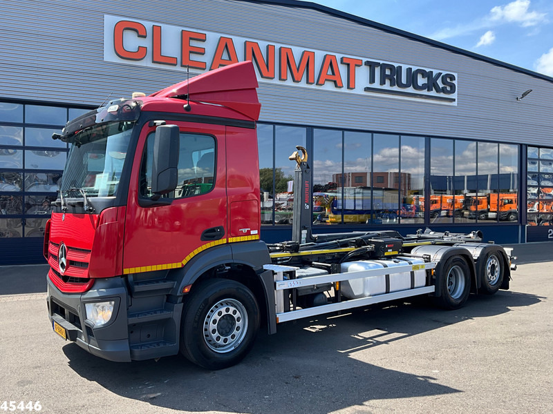Mercedes-Benz Antos 2543 Euro 6 Multilift 26 Ton haakarmsysteem - شاحنة ذات الخطاف: صور 2 Mercedes-Benz Antos 2543 Euro 6 Multilift 26 Ton haakarmsysteem - شاحنة ذات الخطاف: صور 2