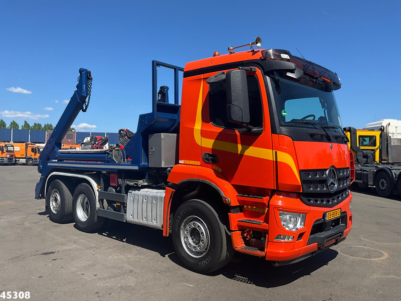 Mercedes-Benz Arocs 2536 Euro 6 Meiler 16 Ton's portaalarmsysteem - شاحنات قابلة للفك شاحنة: صور 2 Mercedes-Benz Arocs 2536 Euro 6 Meiler 16 Ton's portaalarmsysteem - شاحنات قابلة للفك شاحنة: صور 2