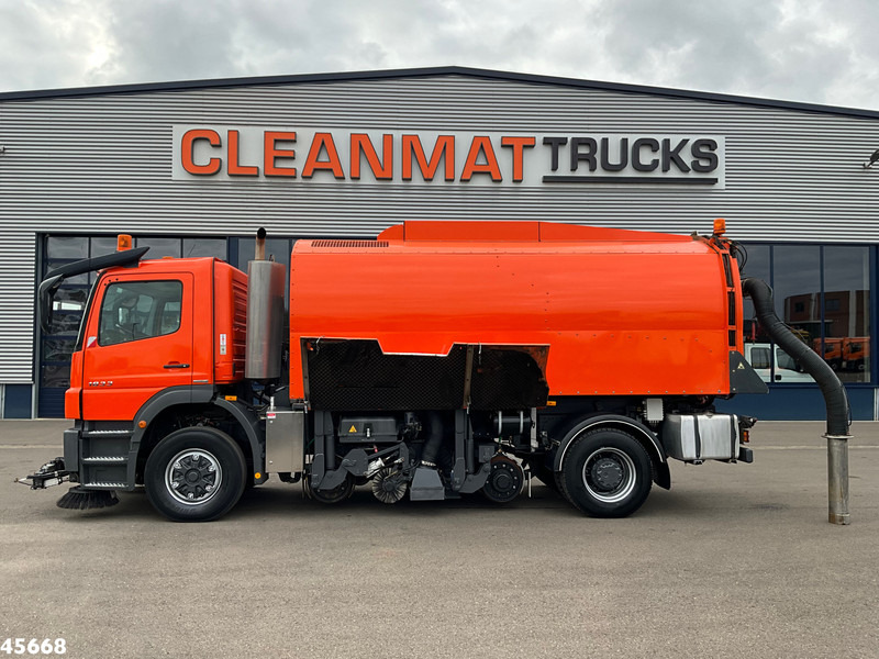 Mercedes-Benz Axor 1833 4x4 Schörling SORF Schienenreinigungs/Railway sweeper Just 38.680 Km! - سياره كنس شوارع: صور 1 Mercedes-Benz Axor 1833 4x4 Schörling SORF Schienenreinigungs/Railway sweeper Just 38.680 Km! - سياره كنس شوارع: صور 1