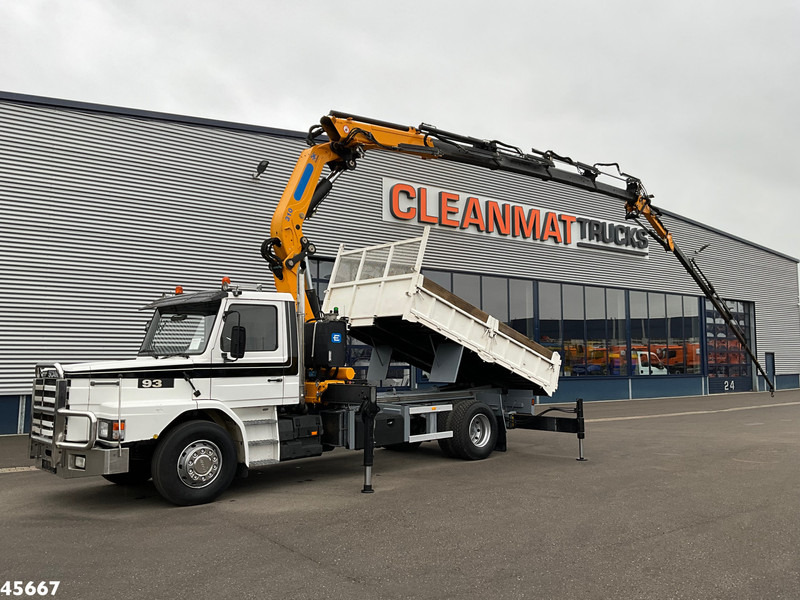 Scania T 93 4x2 Kipper met 31 Tonmeter laadkraan (bj 2005) + Fly-JIb! Just 118.736 km! - قلابات, شاحنة كرين: صور 1 Scania T 93 4x2 Kipper met 31 Tonmeter laadkraan (bj 2005) + Fly-JIb! Just 118.736 km! - قلابات, شاحنة كرين: صور 1