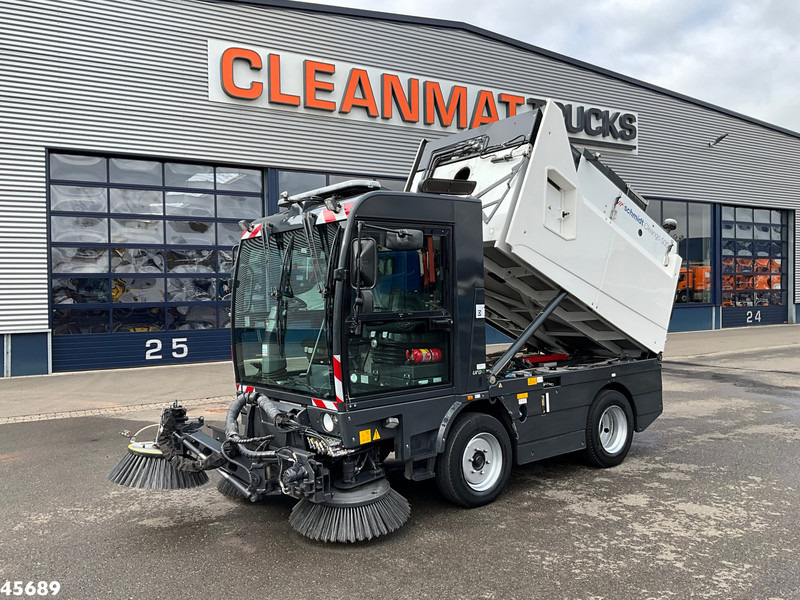 Schmidt Cleango Compact 500 Euro 6 with 3-rd brush Just 4.260 km! - سياره كنس شوارع: صور 1 Schmidt Cleango Compact 500 Euro 6 with 3-rd brush Just 4.260 km! - سياره كنس شوارع: صور 1
