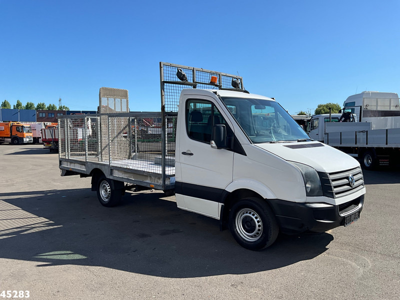 Volkswagen Crafter 35 2.0 Manual met Oprijramp - شاحنات مسطحة: صور 4 Volkswagen Crafter 35 2.0 Manual met Oprijramp - شاحنات مسطحة: صور 4