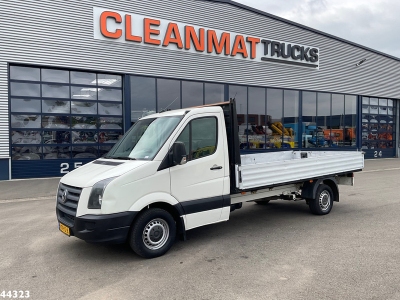 Volkswagen Crafter 35 2.5 TDI - شاحنات مسطحة: صور 1 Volkswagen Crafter 35 2.5 TDI - شاحنات مسطحة: صور 1