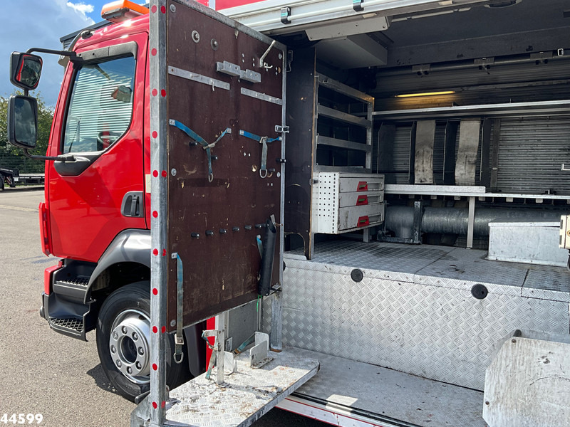 Volvo FE 240 Euro 5 Brandweer waterspuitwagen - المطافئ: صور 3 Volvo FE 240 Euro 5 Brandweer waterspuitwagen - المطافئ: صور 3