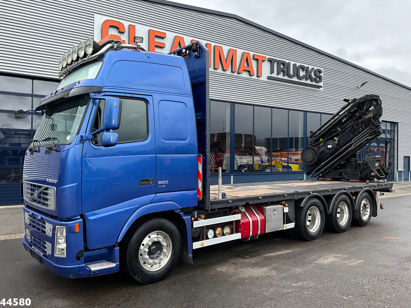 Volvo FH 520 8x4 Euro 5 Hiab 24 Tonmeter laadkraan + Fly-jib - شاحنة كرين: صور 3 Volvo FH 520 8x4 Euro 5 Hiab 24 Tonmeter laadkraan + Fly-jib - شاحنة كرين: صور 3